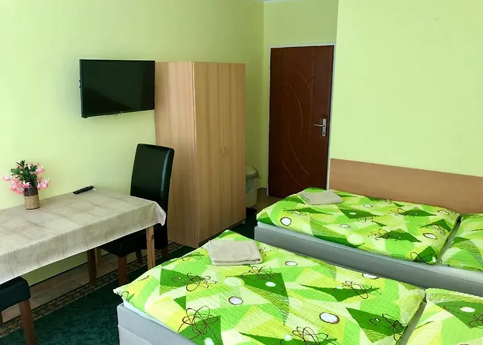 Galas V Soukromi Pensionat 3*